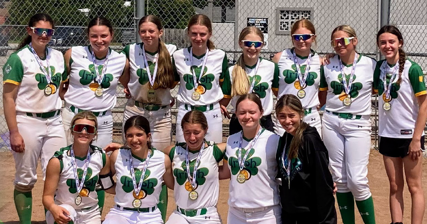 Lady Irish White Uniform Combo
